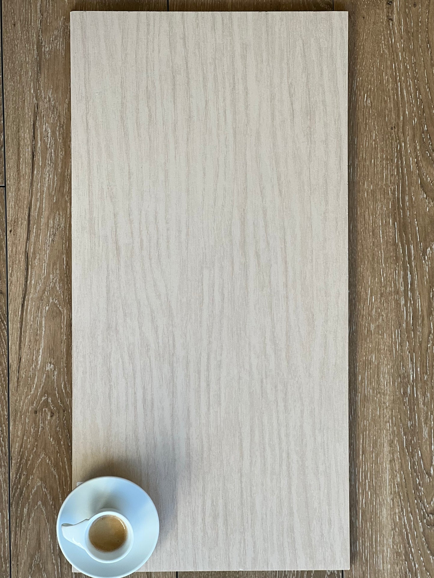 330X660 SQ. LOUVRE FORMAT