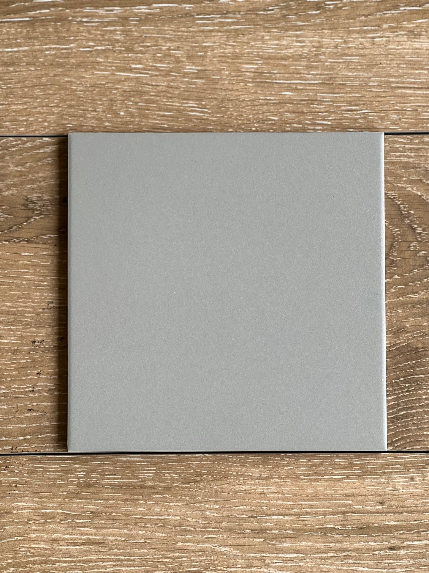 198X198 MONOCOLOUR MID GREY