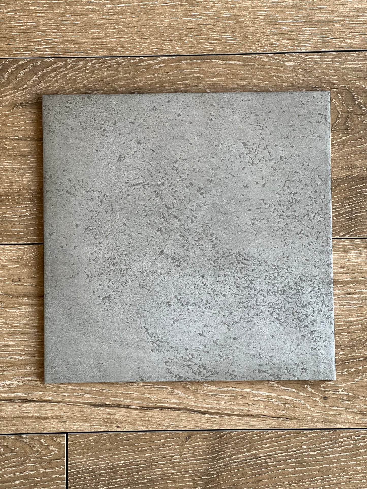 300X300 HM HARO GRIS