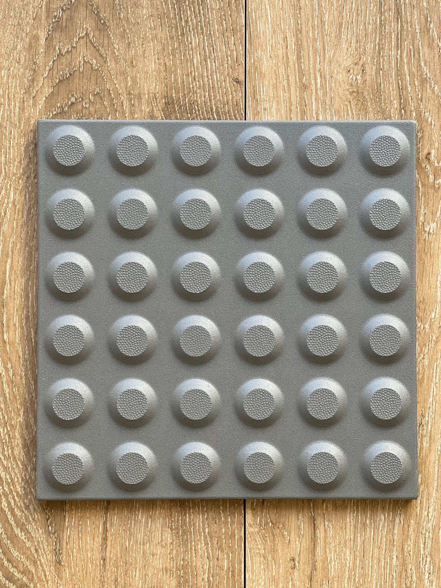 300X300 TAC TILE CHARCOAL W/DOTS