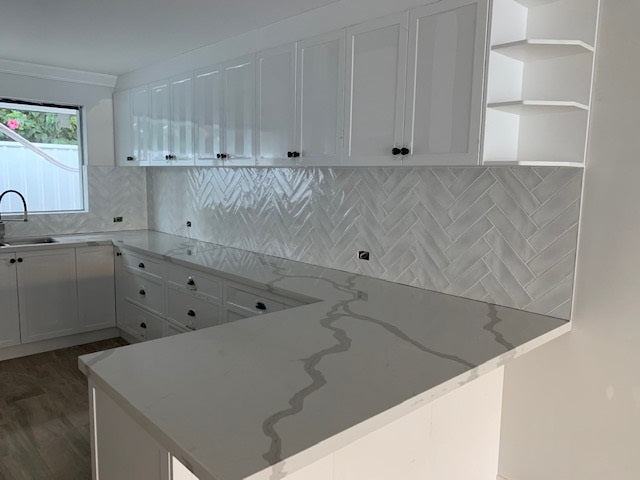 75x300 OPAL WHITE GLS