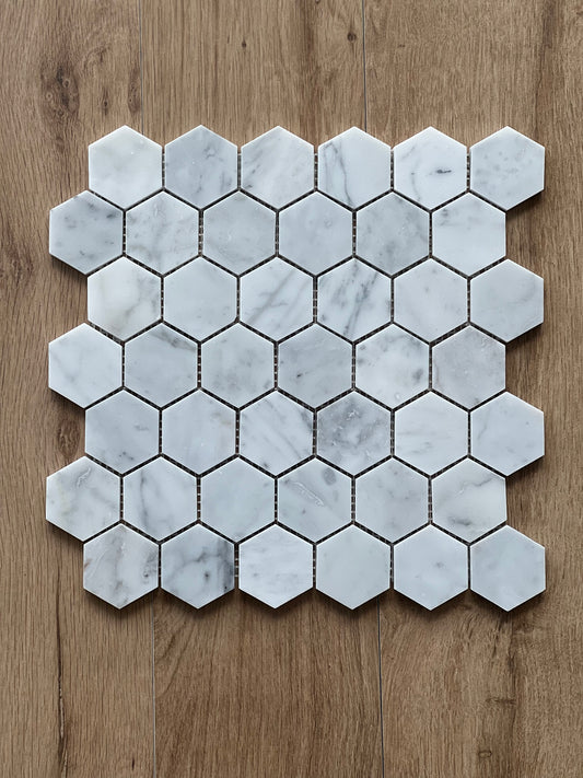 298x303 HEX 48mm CARRARA HONED