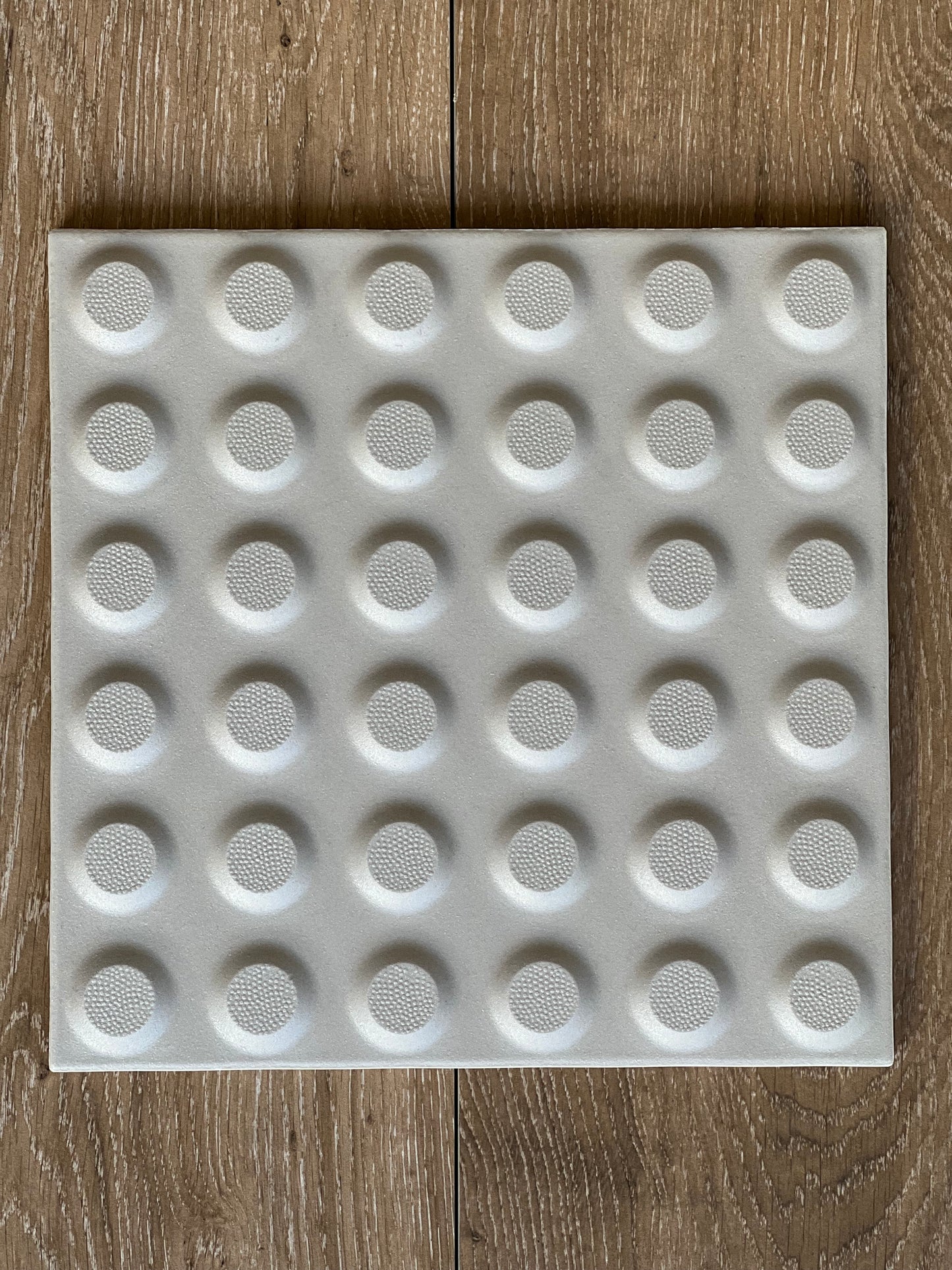 300X300 TAC TILE WHITE W/DOTS